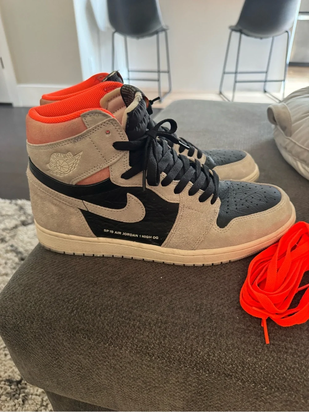 Nike Air Jordan 1 High OG Neutral Grey Men’s size 11.5